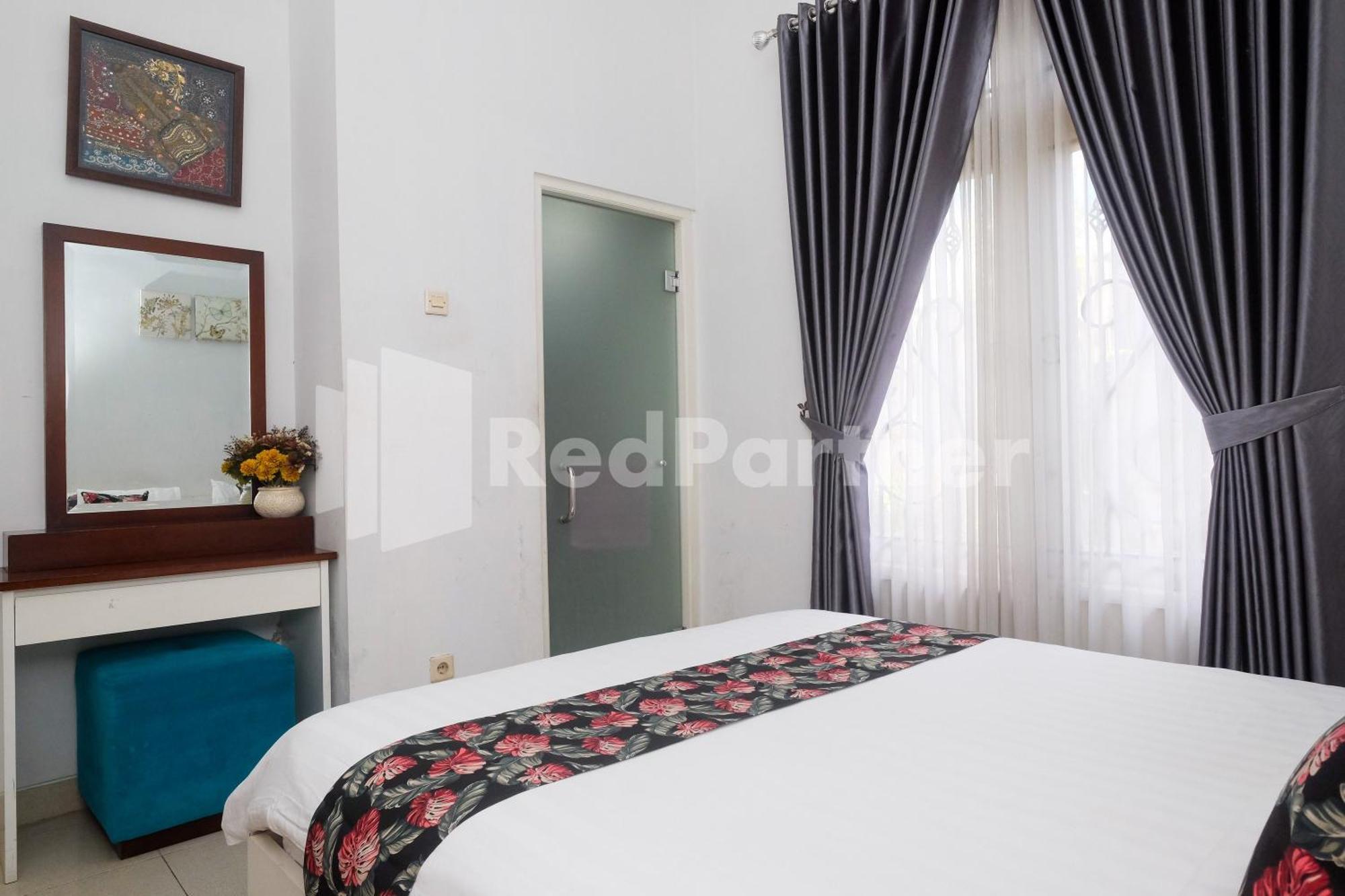 Hotel Just 11 Boutique Syariah Mitra Reddoorz Near Ugm Yogyakarta Kejayan Exterior foto